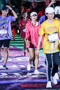 BIB: 
                            <button type="button" onclick="openModal(26334008)" class="btn btn-primary btn-sm float-right btn-popup" data-toggle="modal" data-target=".modal-high-quality">
                        <i class="fas fa-shopping-cart"></i> Add to Cart
                    </button>
                                            <button type="button" onclick="isThisMe(26334008, true)" class="btn btn-success btn-sm float-right btn-popup btn-isme hidden" data-toggle="tooltip" data-placement="bottom" title="นี่คือรูปของคุณใช่ไหม คลิกที่นี่เพื่อเอาเข้าอัลบั้ม">
                        <i class="fas fa-plus"></i> Add to album
                    </button>
                    <button type="button" onclick="isThisMe(26334008, false)" class="btn btn-warning btn-sm float-right btn-popup btn-isnotme hidden">
                        <i class="fas fa-ban"></i> Remove from album
                    </button>